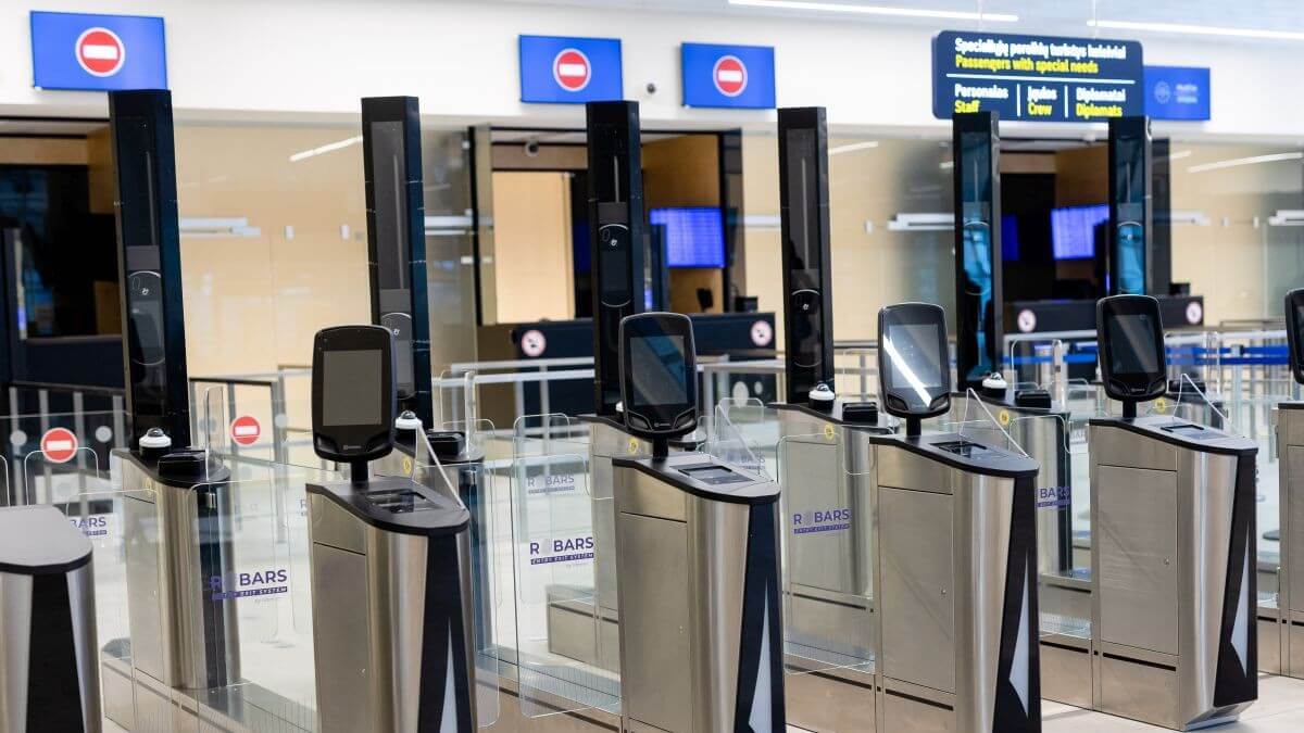 Me 10 Nentor hyn ne fuqi sistemi i ri i kontrollit te pasaportave ne BE, pjese dhe Shqiperia